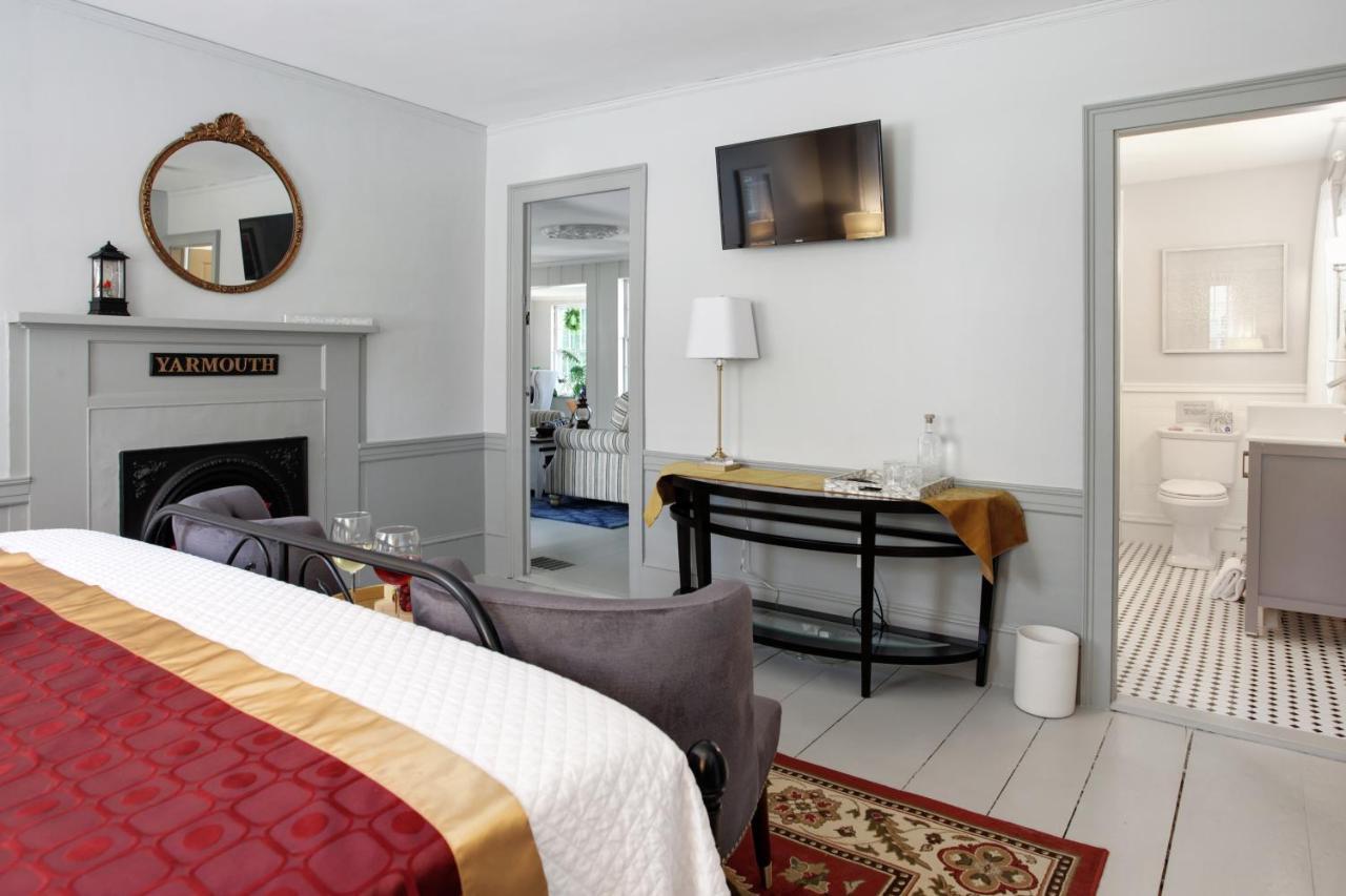 Inn On Main Ярмут Екстер'єр фото